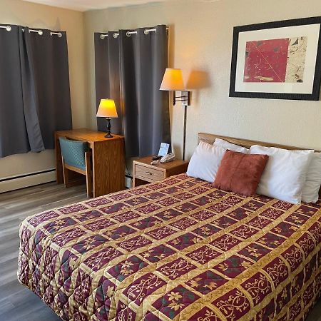 Rivers Inn Fort Madison エクステリア 写真
