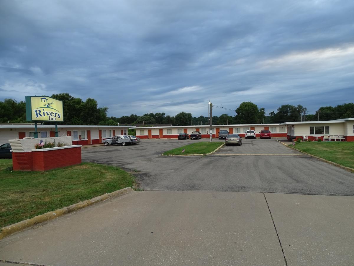Rivers Inn Fort Madison エクステリア 写真