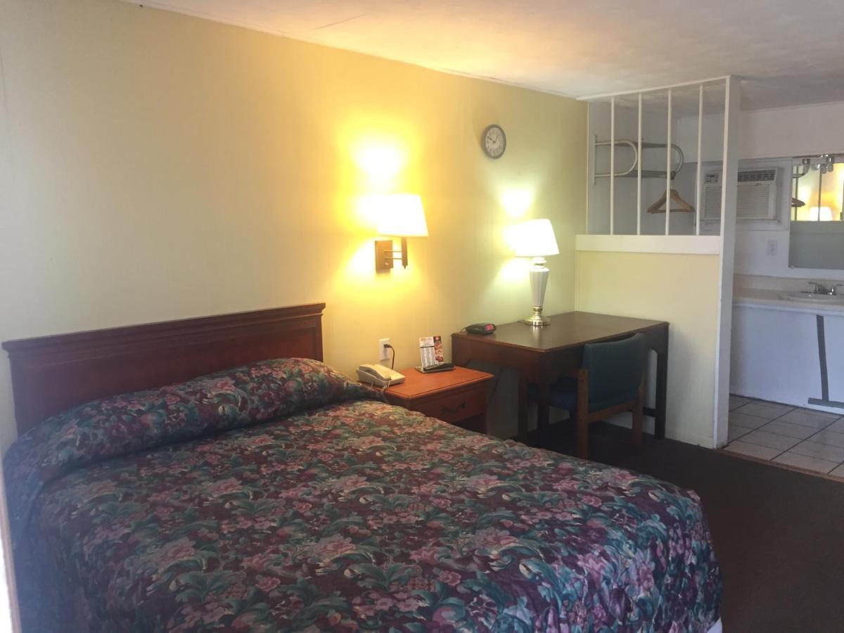 Rivers Inn Fort Madison エクステリア 写真
